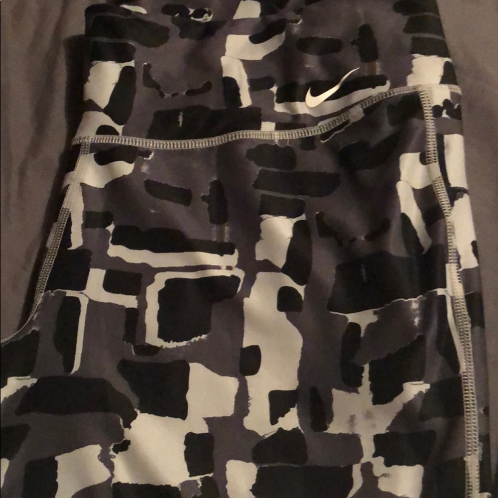Nike black & grey dri fit